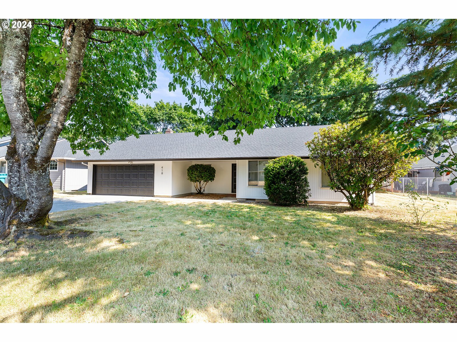 Property Photo:  418 NW 84th Cir  WA 98665 