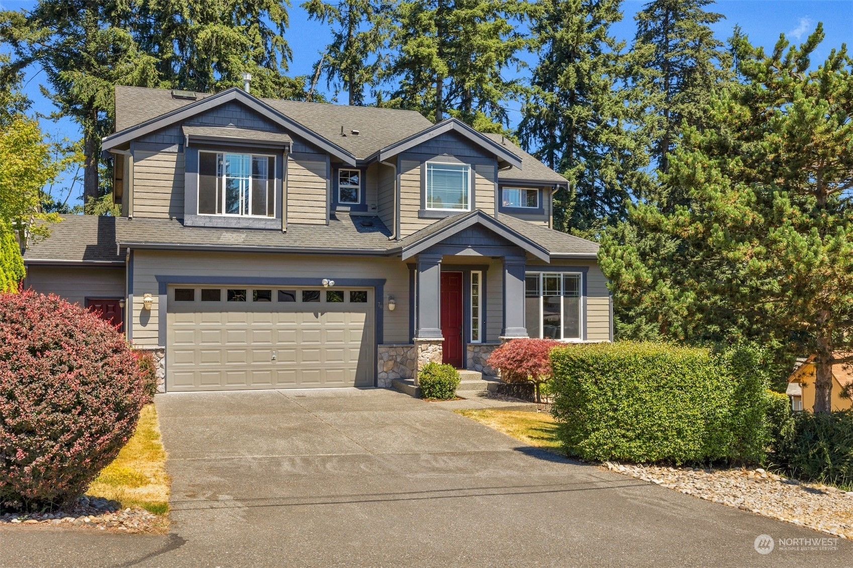 Property Photo:  7 213th Street SE B  WA 98021 