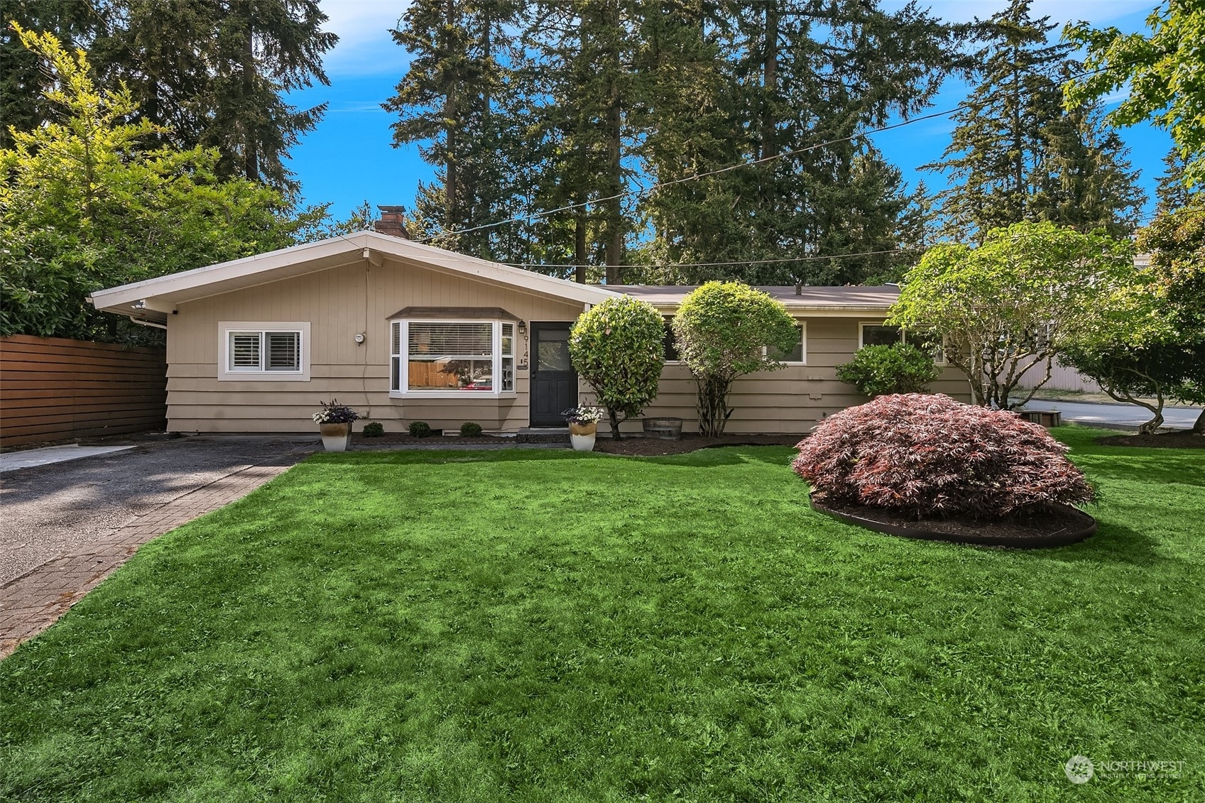 Property Photo:  19145 3rd Avenue NW  WA 98177 