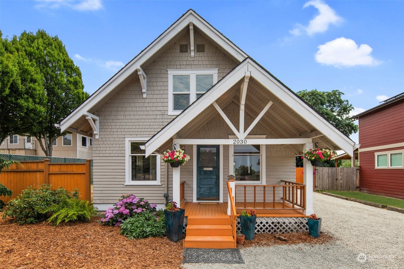 Property Photo: 2030 E Division Lane WA 98404