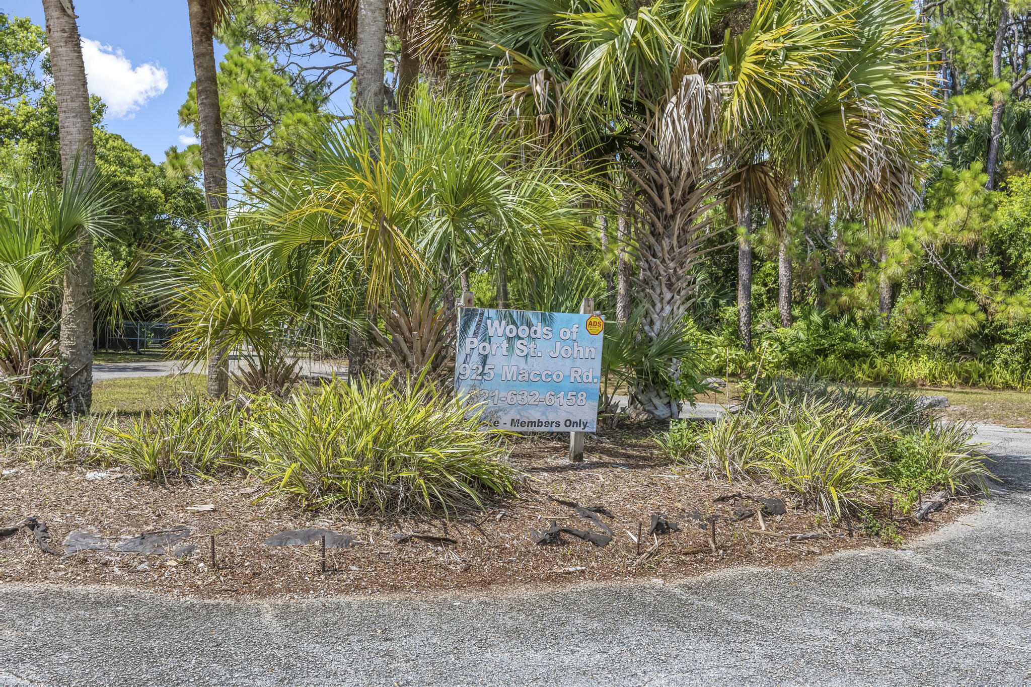 Property Photo:  925 Macco Road  FL 32927 