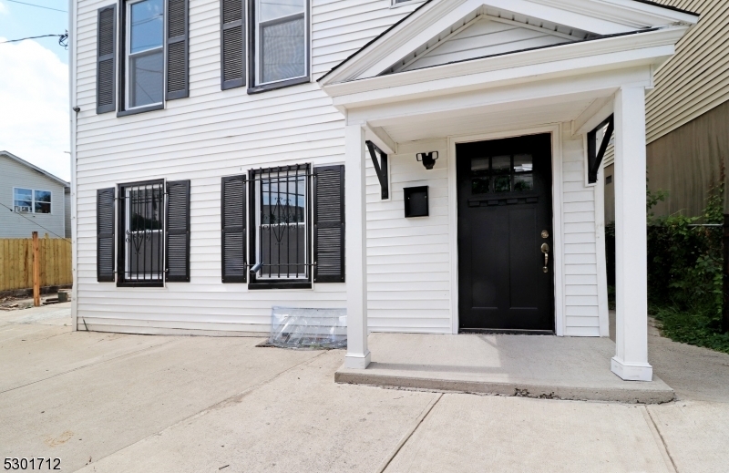 Property Photo:  212 Nye Ave  NJ 07112 