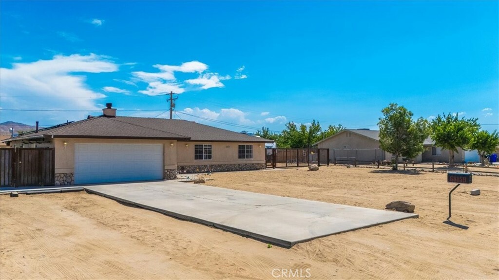 Property Photo:  58159 Spring Drive  CA 92284 