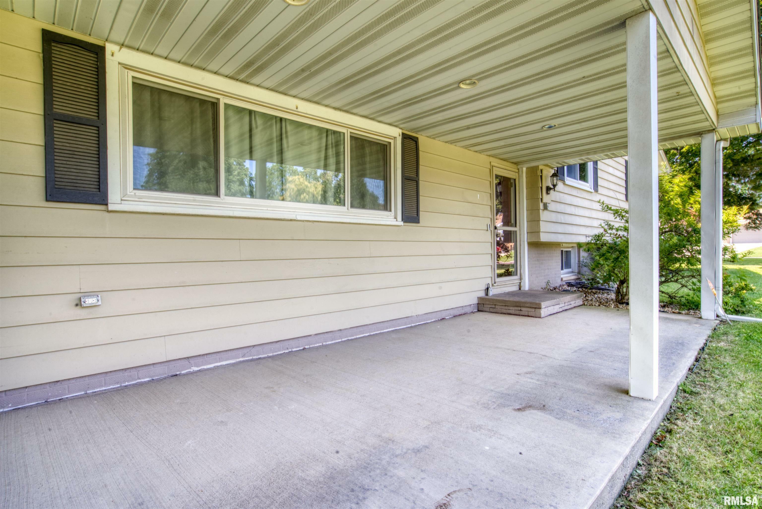 Property Photo:  5019 N Bevalon Place  IL 61614 