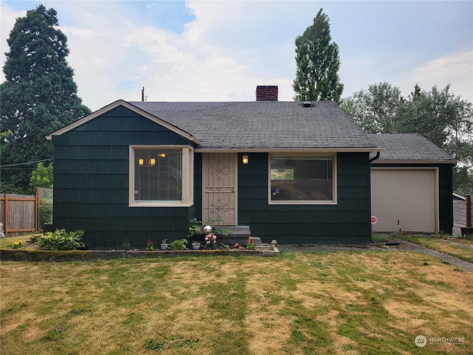 11029  Parkview Avenue S  Seattle WA 98178 photo