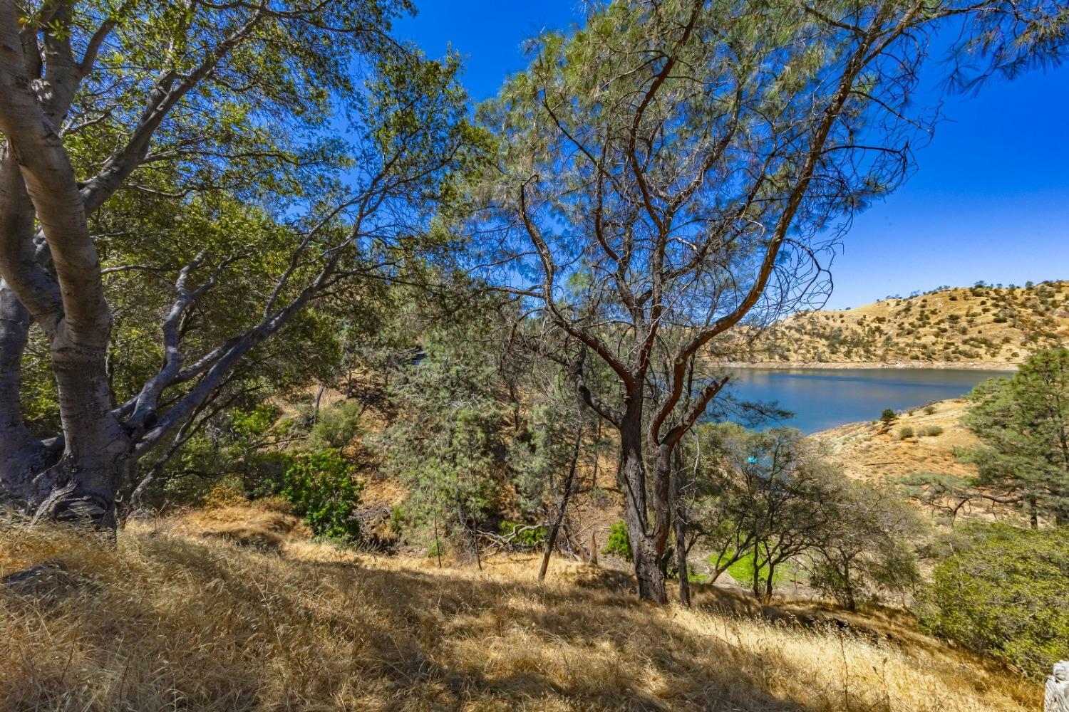 Property Photo:  27785 Sky Harbour Road  CA 93626 