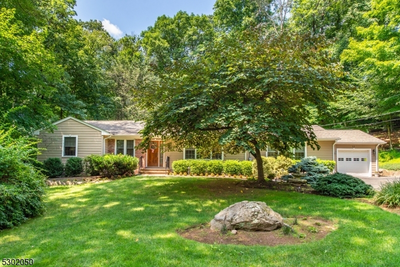 Property Photo:  11 Glenwood Dr  NJ 07045 