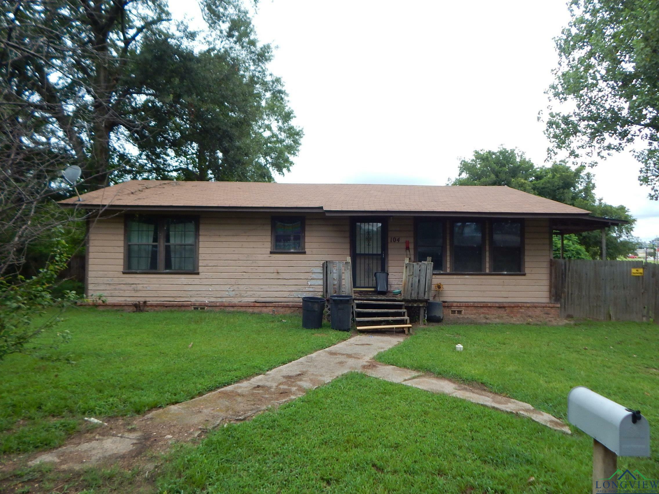 104 Lawrence St.  Gilmer TX 75644 photo