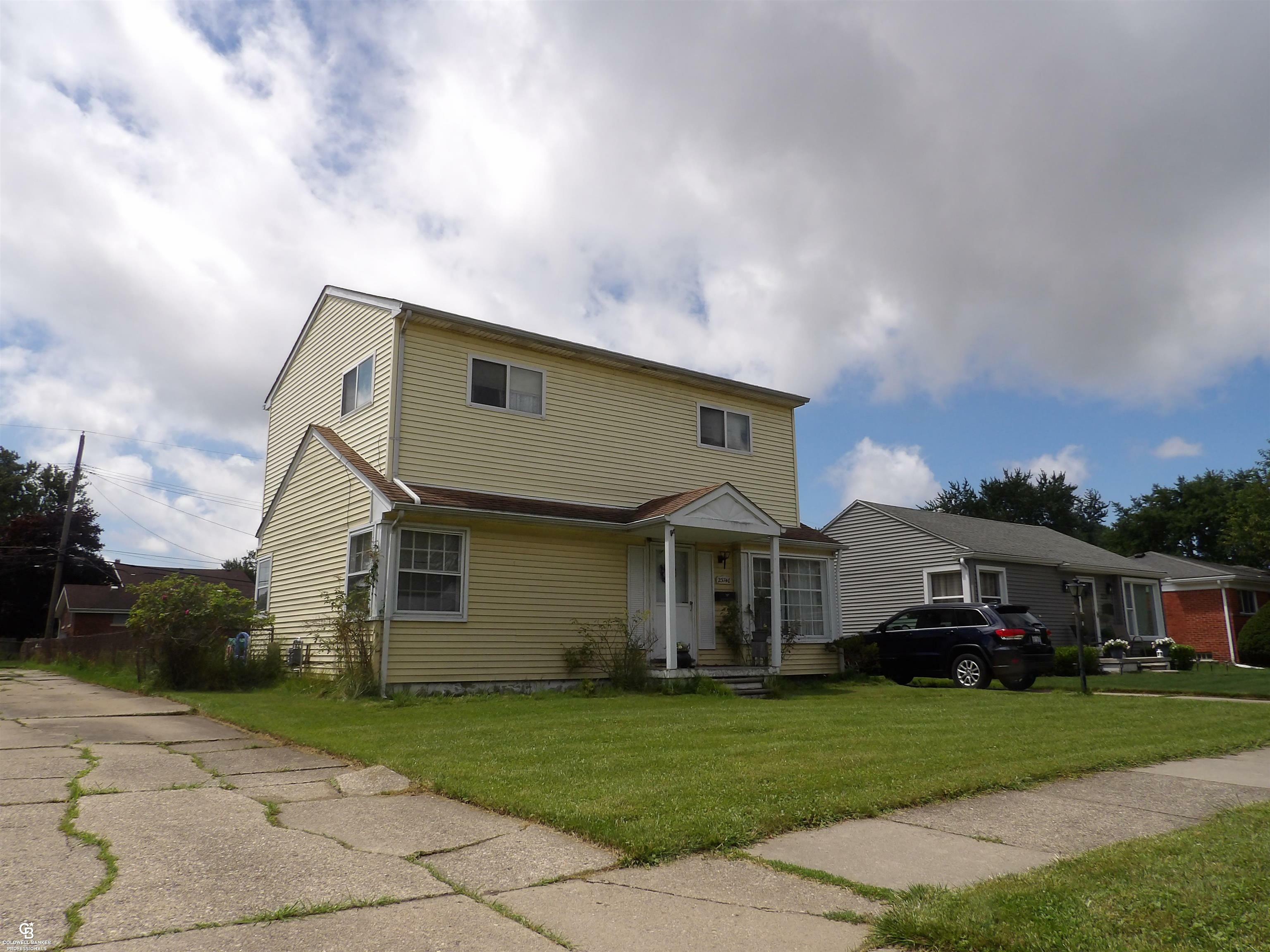 23740 Glenbrook  Saint Clair Shores MI 48082 photo