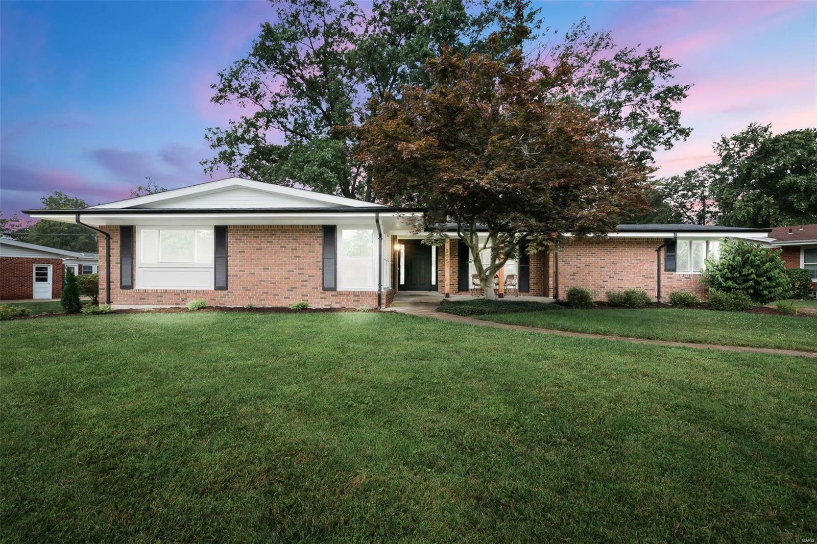 Property Photo:  355 Greenbriar Lane  MO 63011 