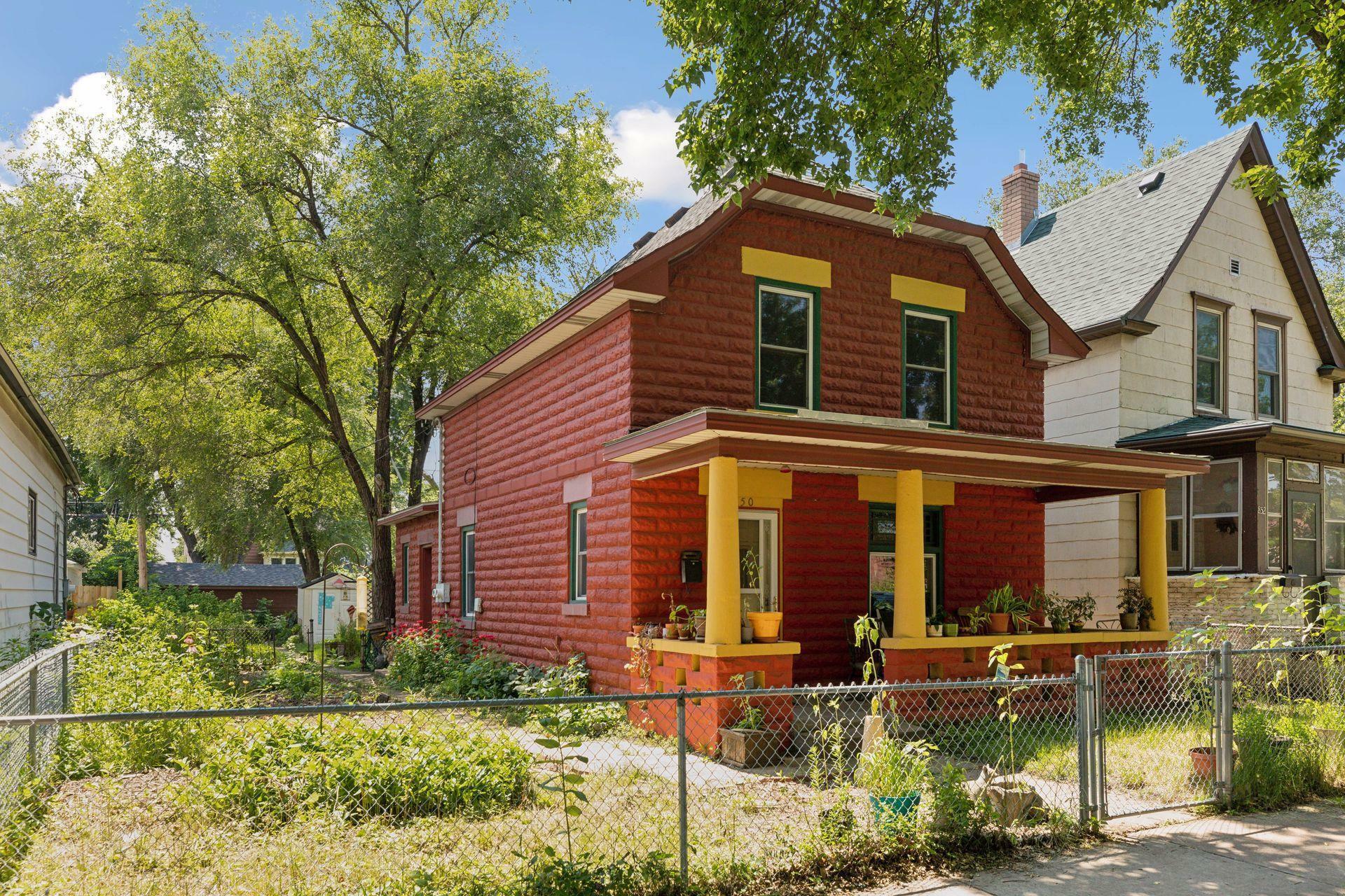 Property Photo:  850 Minnehaha Ave W  MN 55104 