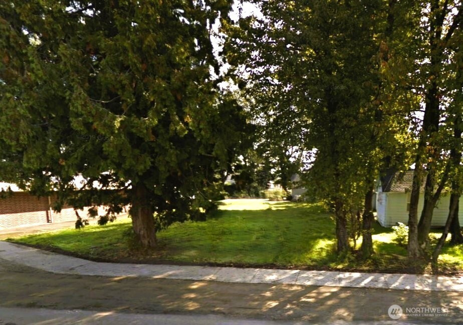 Property Photo: 5604 3rd Avenue WA 98248