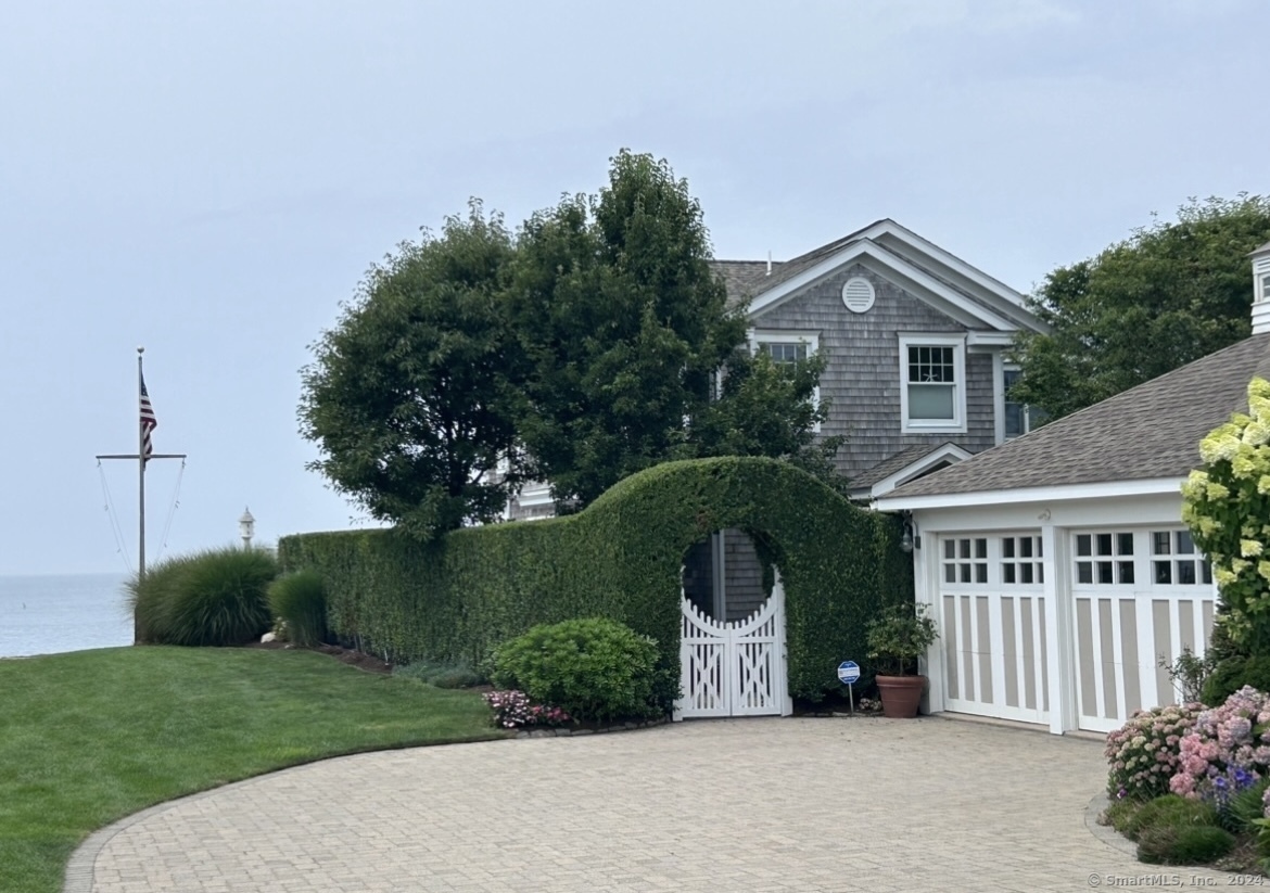 Property Photo:  25 West Shore Drive  CT 06475 