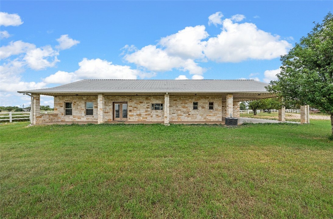 Property Photo:  580 Winter Hawk  TX 76657 