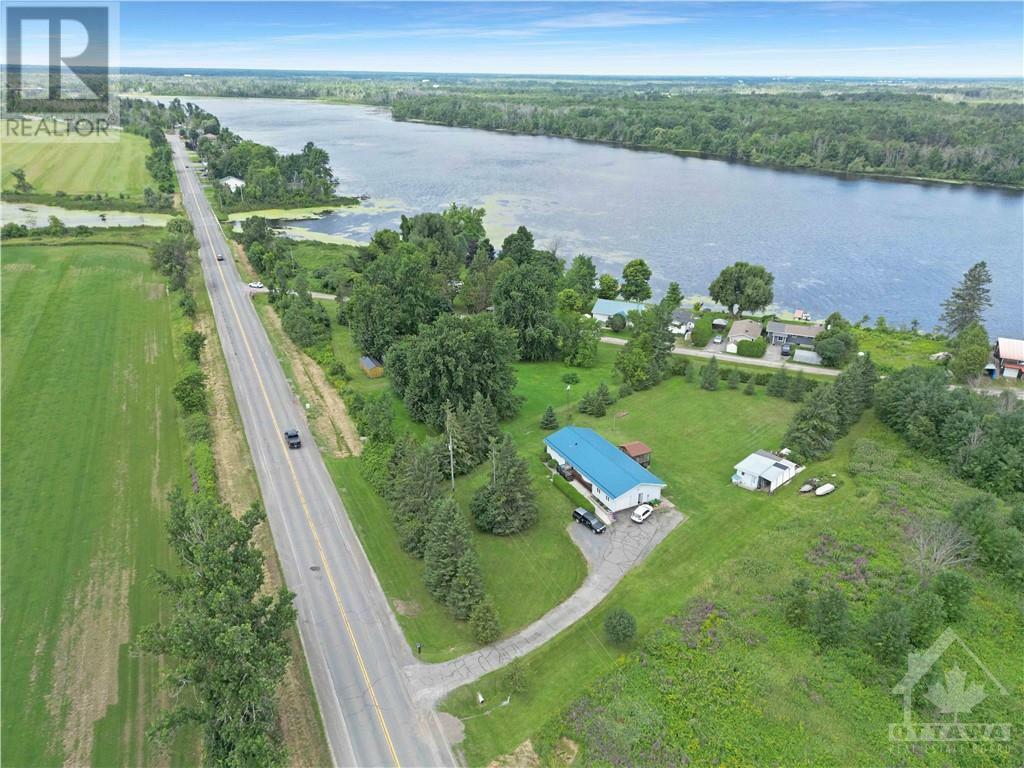 Photo de la propriété:  3826 Rideau River Road  ON K0G 1G0 