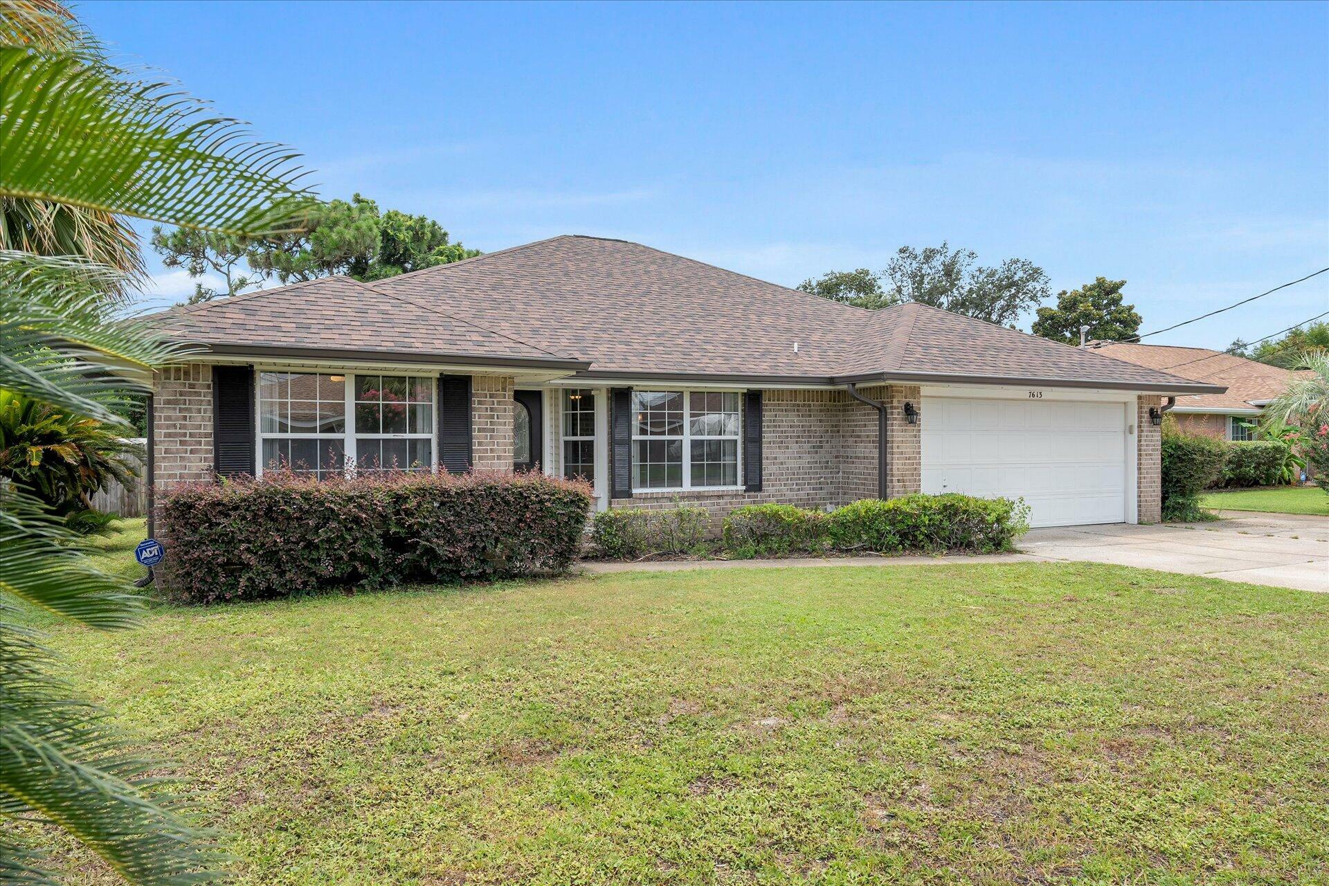 Property Photo:  7613 Marthas Way  FL 32566 