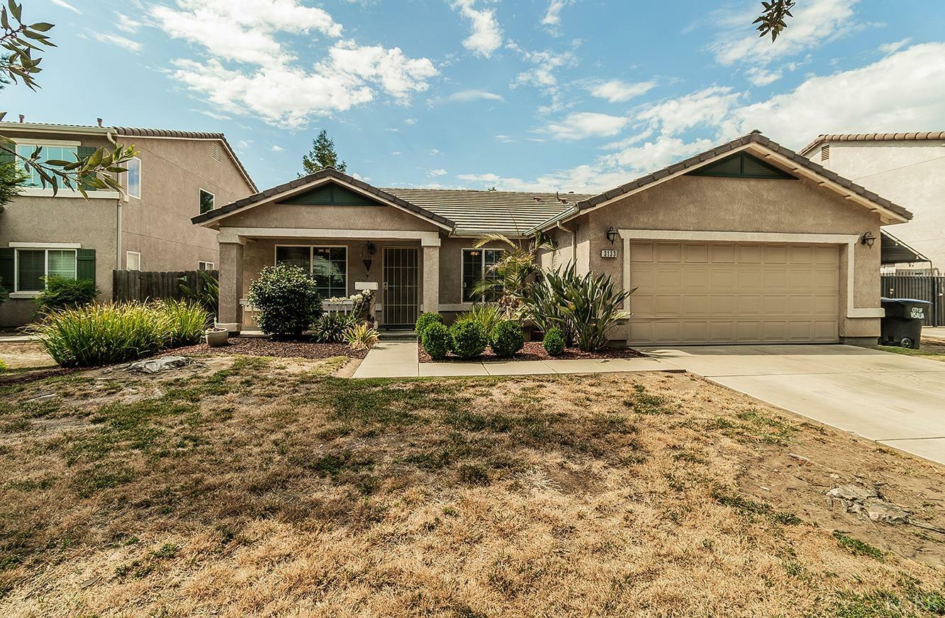 Property Photo:  3133 W Prescott Avenue  CA 93291 