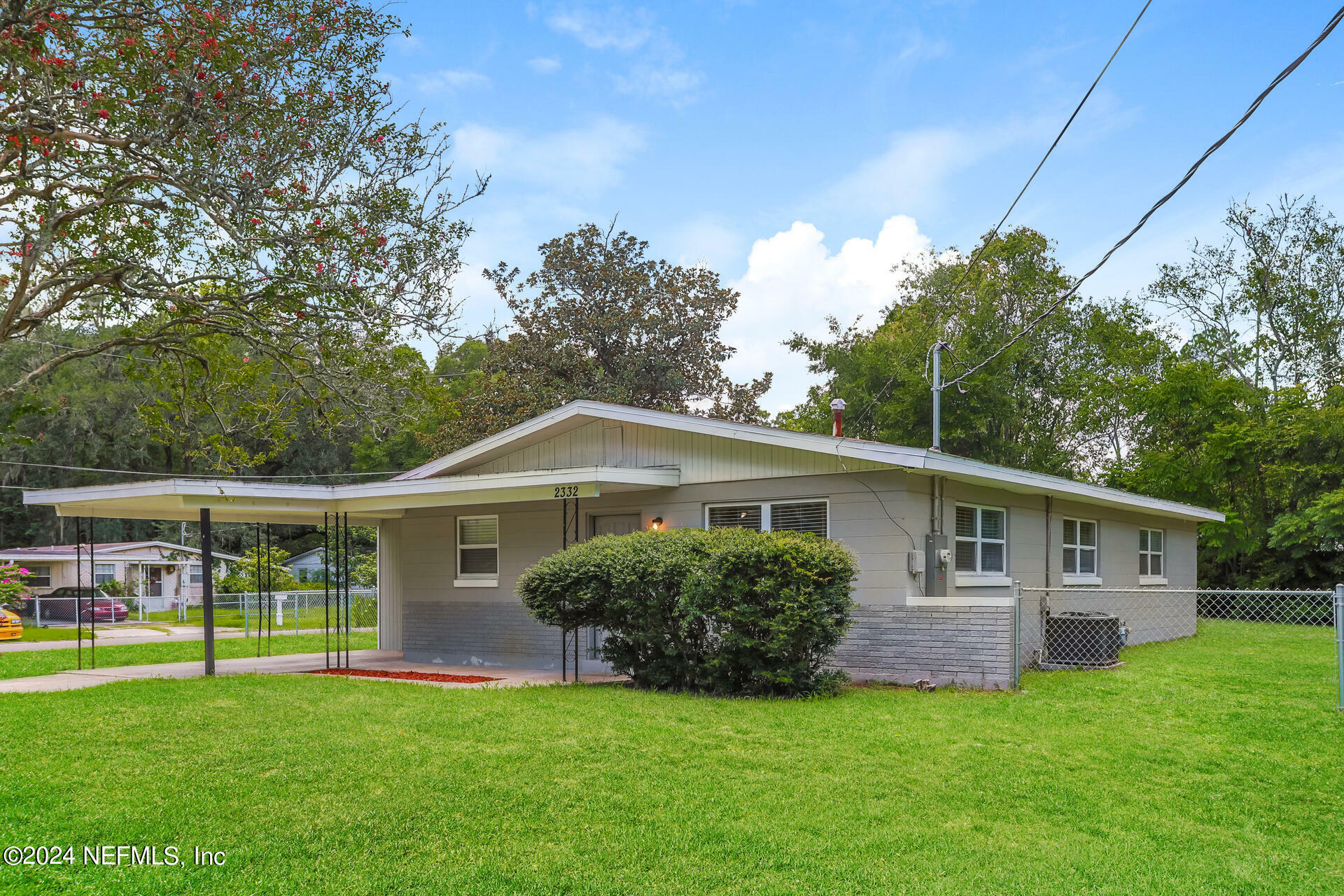 Property Photo:  2332 Burpee Drive  FL 32210 