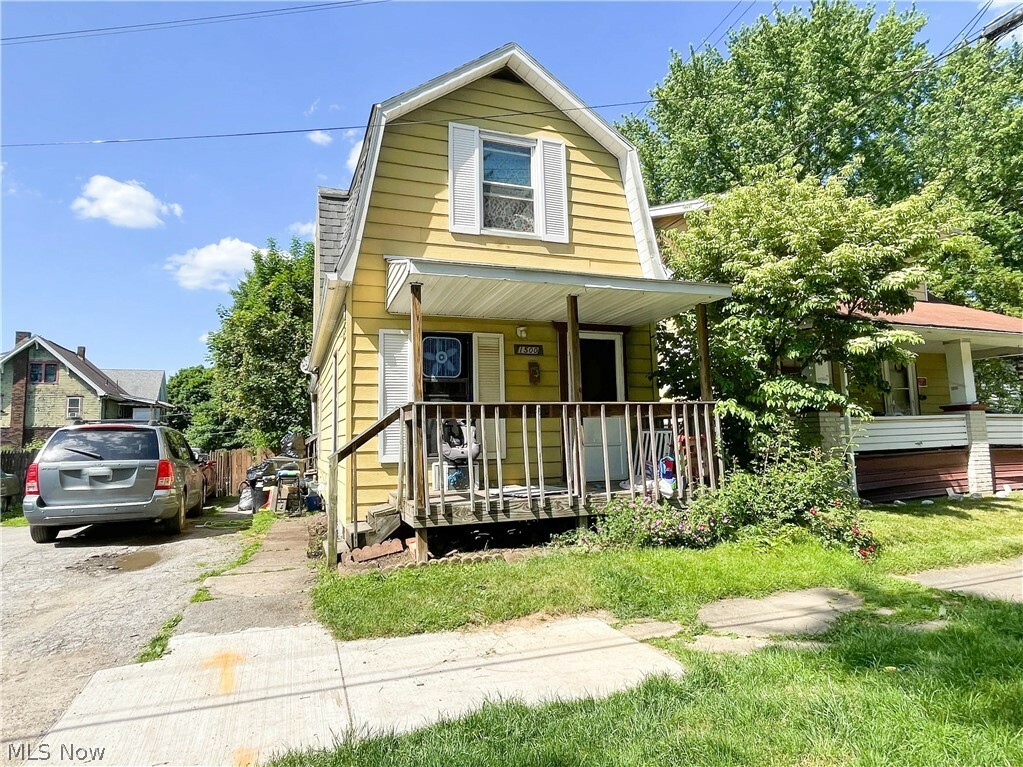 Property Photo:  1500 Hillsdale Avenue  OH 44509 