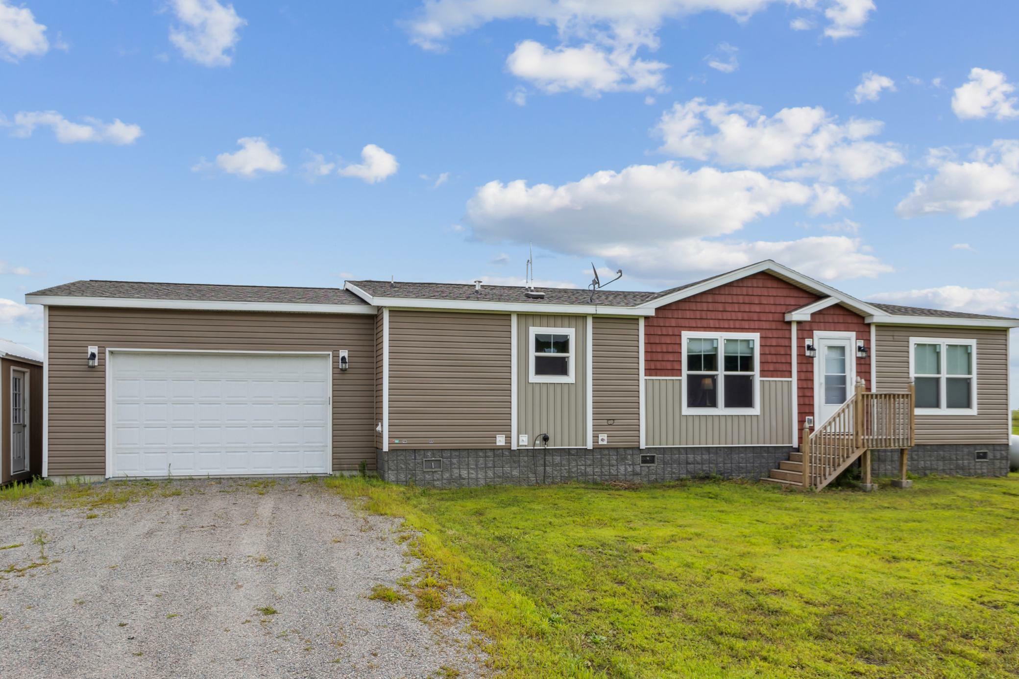 Property Photo:  81832 558th Street  MN 55314 