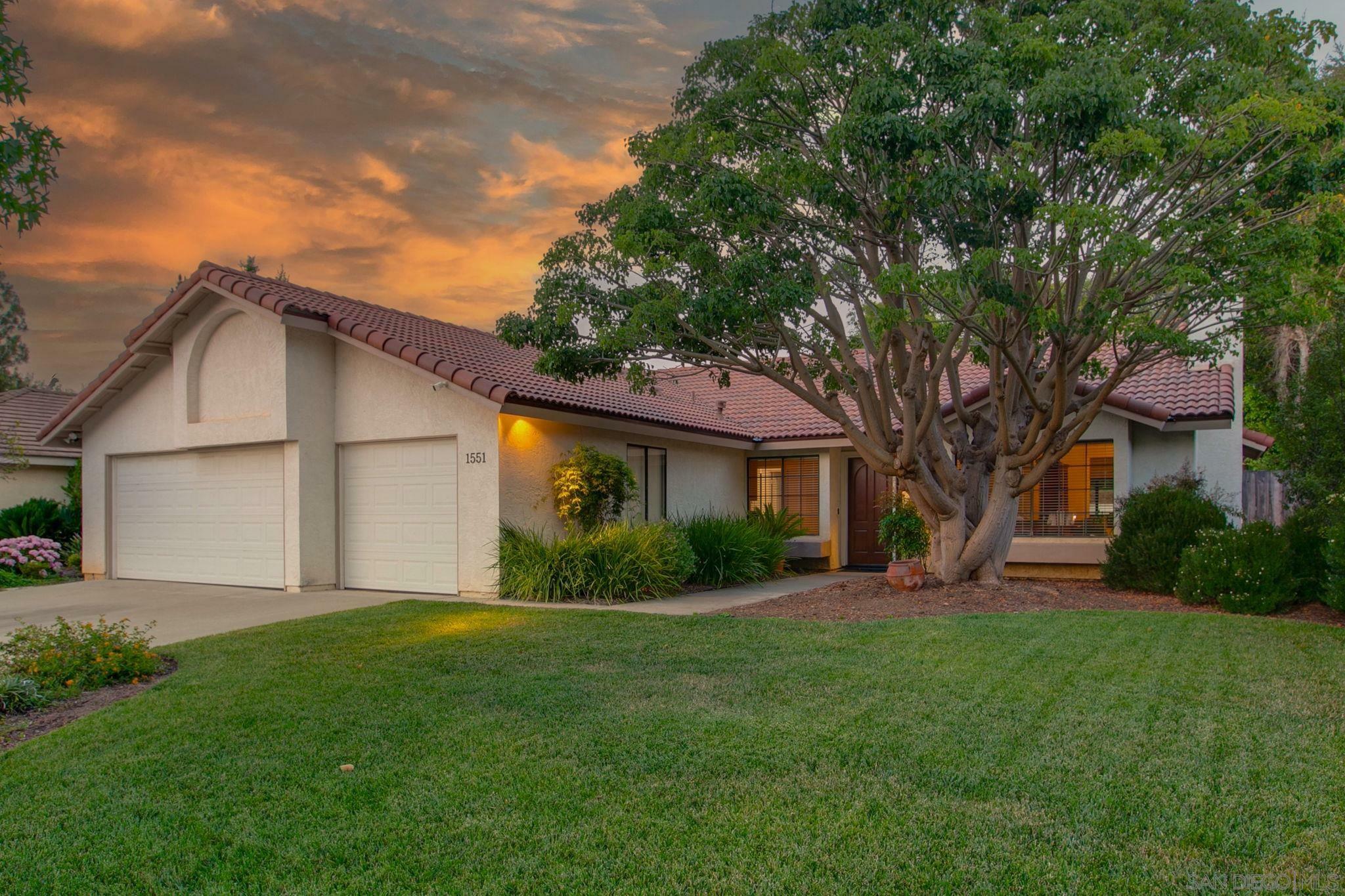 Property Photo:  1551 Del Mar Rd  CA 92057 