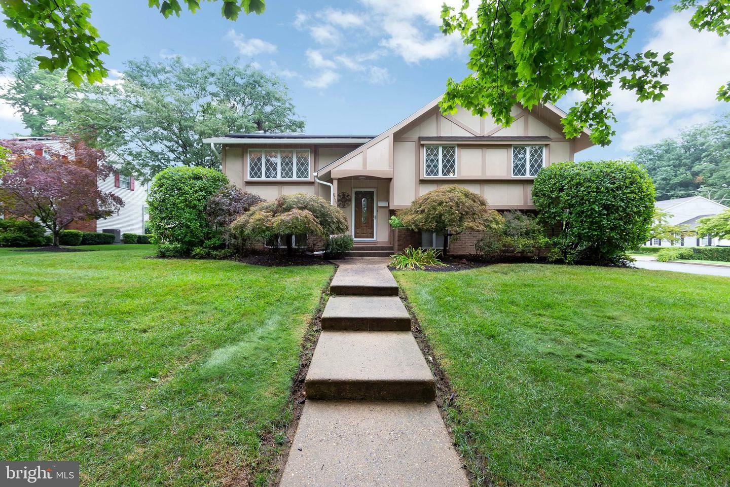 Property Photo:  8755 Maple Avenue  NJ 08109 