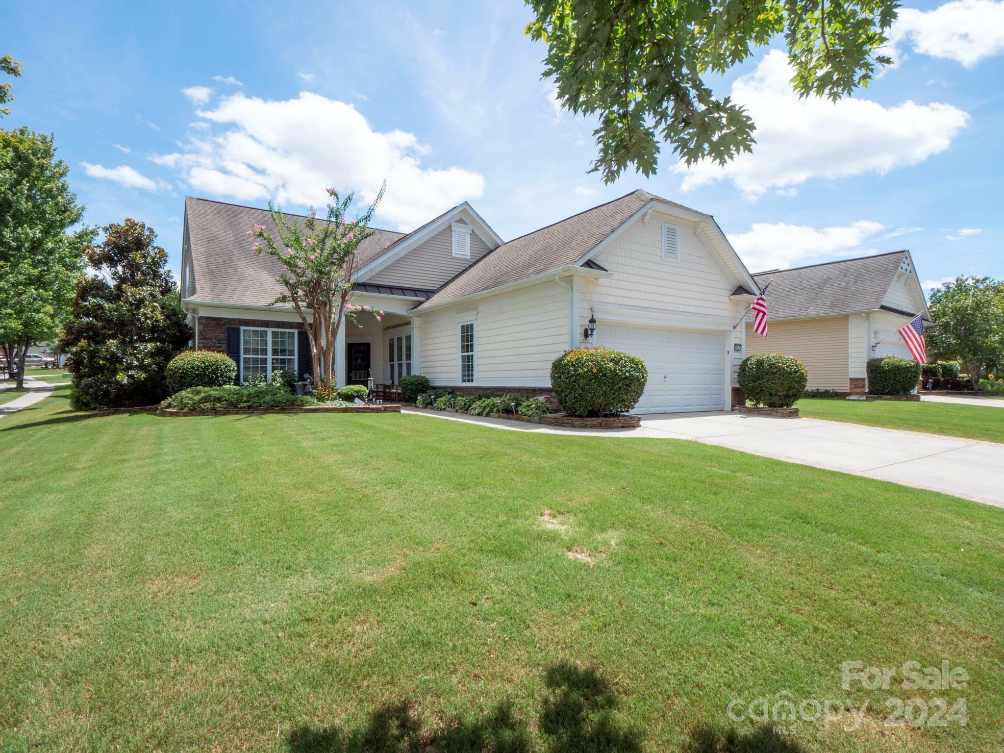 Property Photo:  2123 Hartwell Lane  SC 29707 