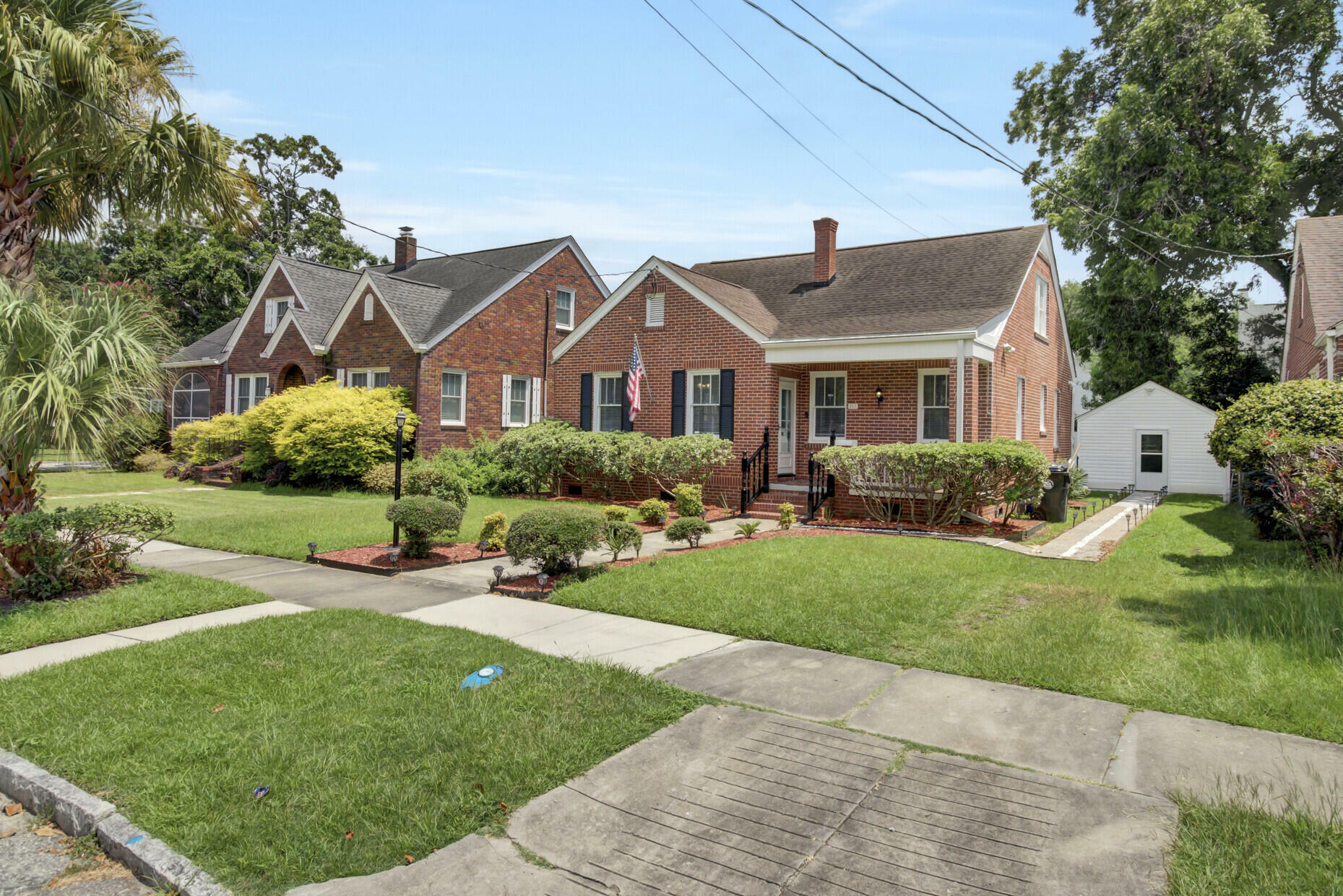 Property Photo:  219 Saint Margaret Street  SC 29403 