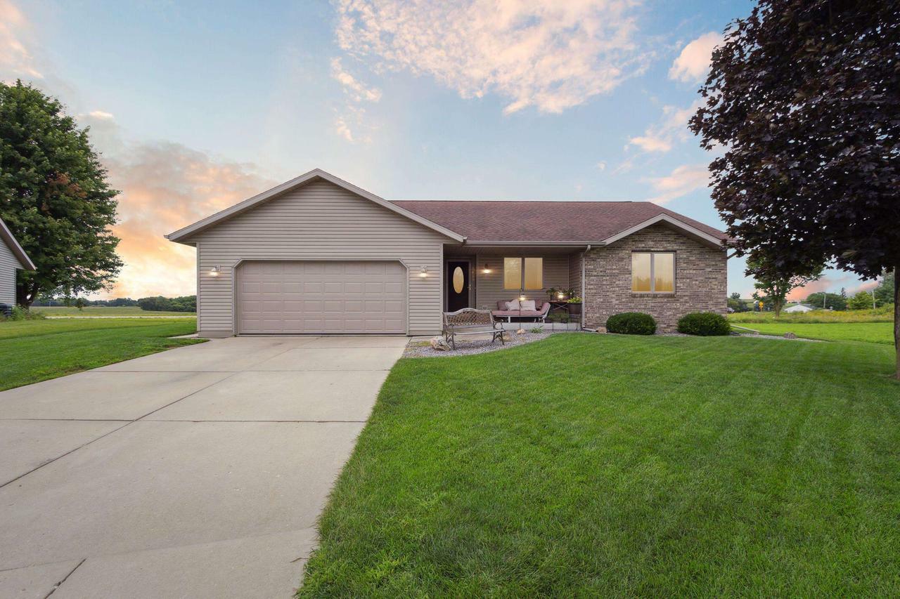 Property Photo:  3449 Crabapple Lane  WI 53548 