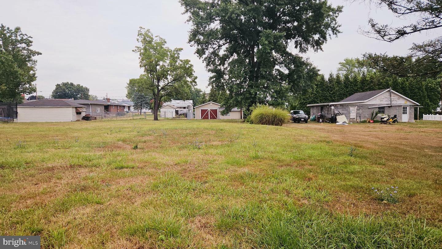 Property Photo:  200 &Amp 208 E Roberts Street  MD 21502 