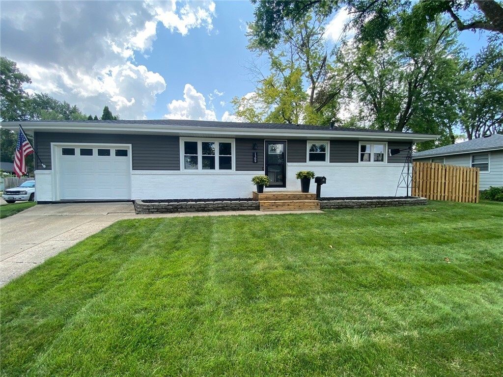 Property Photo:  1309 SW 2nd Street  IA 50023 