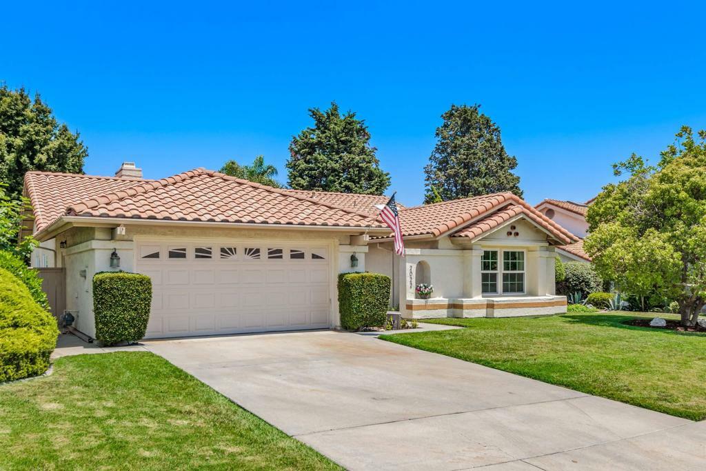 Property Photo:  2022 Balboa Cir  CA 92081 