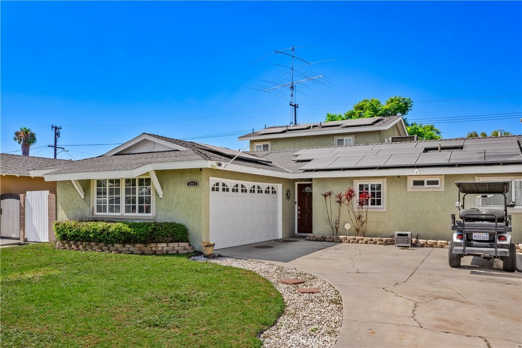 Property Photo:  6801 Amy Avenue  CA 92845 