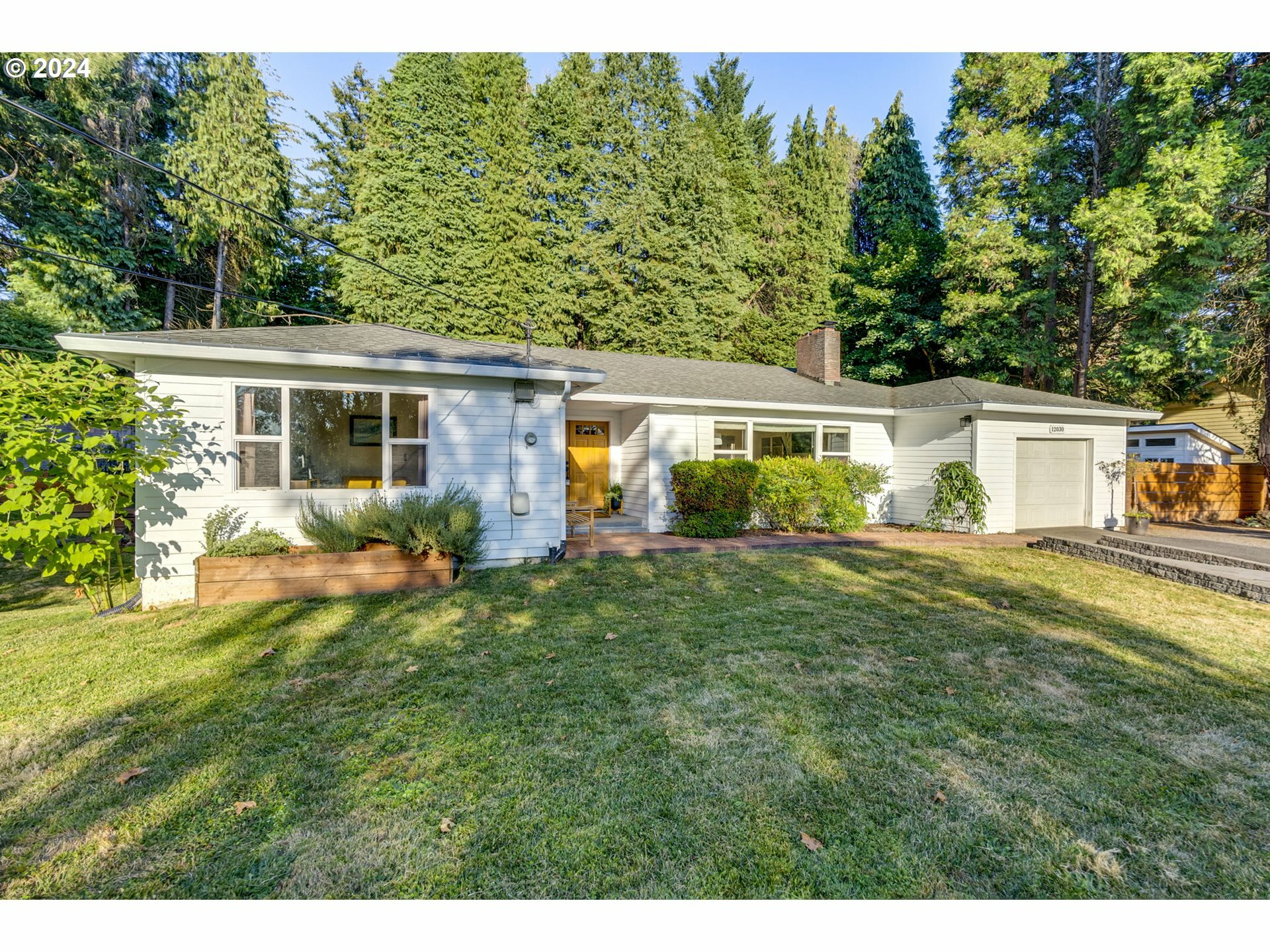 Property Photo:  12030 SW 64th Ave  OR 97219 