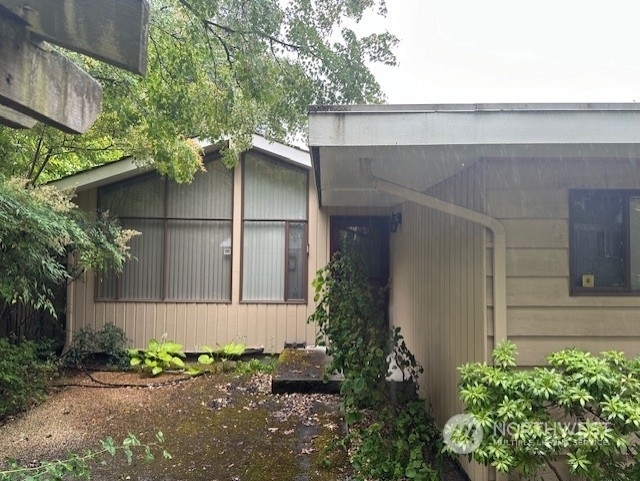 Property Photo:  4191 42nd Avenue NE  WA 98105 