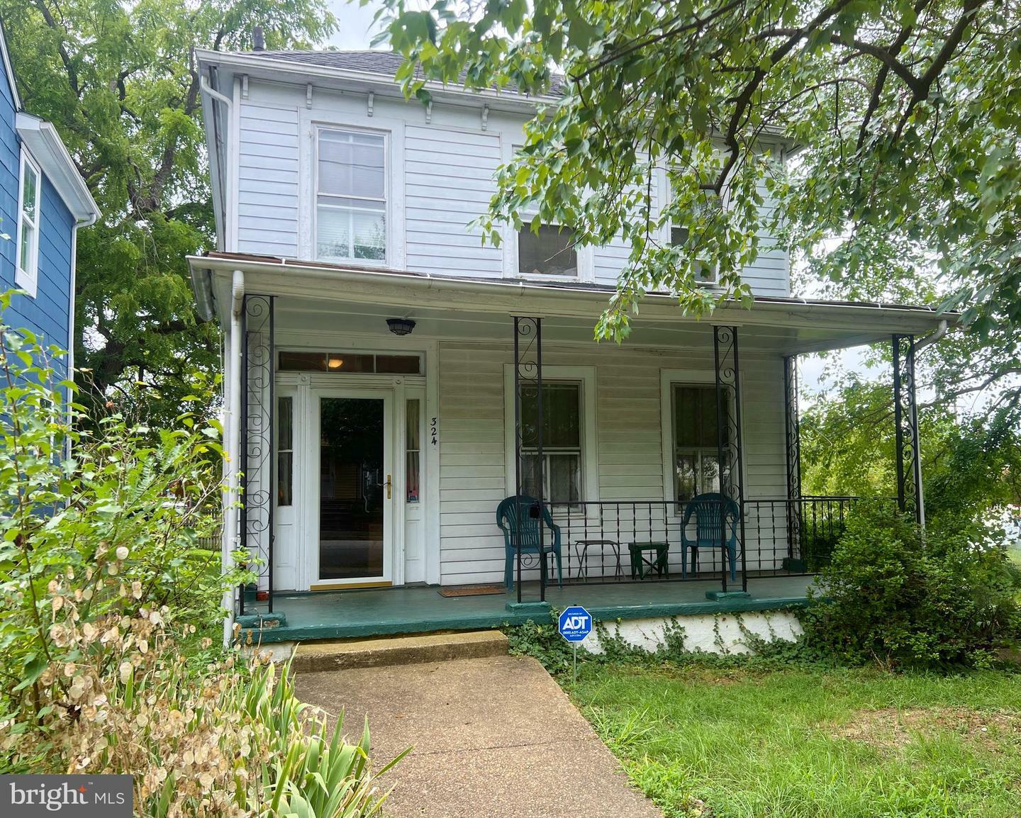 Property Photo:  324 Wolfe Street  VA 22401 