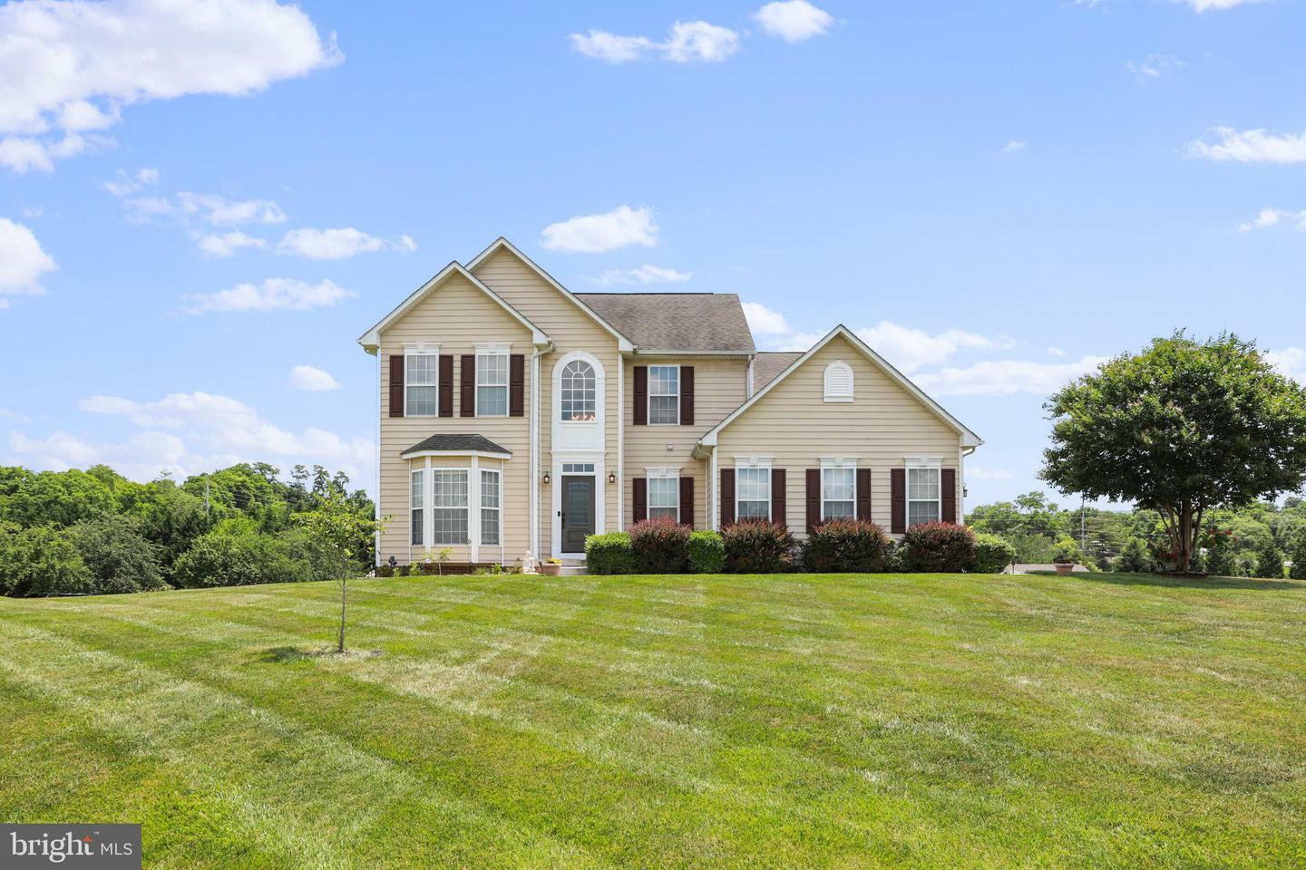 Property Photo:  118 Carriage Drive  WV 25425 