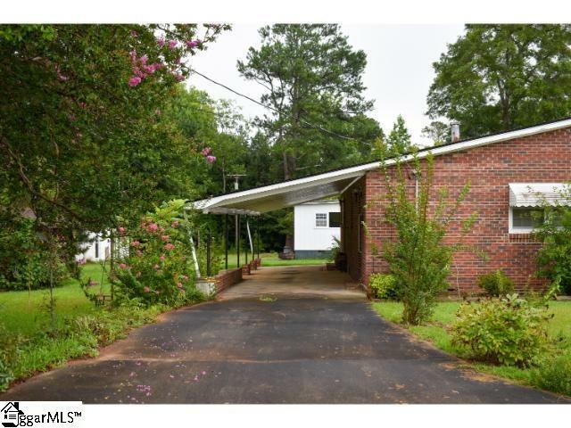 Property Photo:  4729 Jonesville Lockhart Highway  SC 29379-7506 