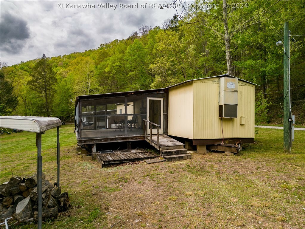 Property Photo:  1320 Lake Lane Road  WV 26631 