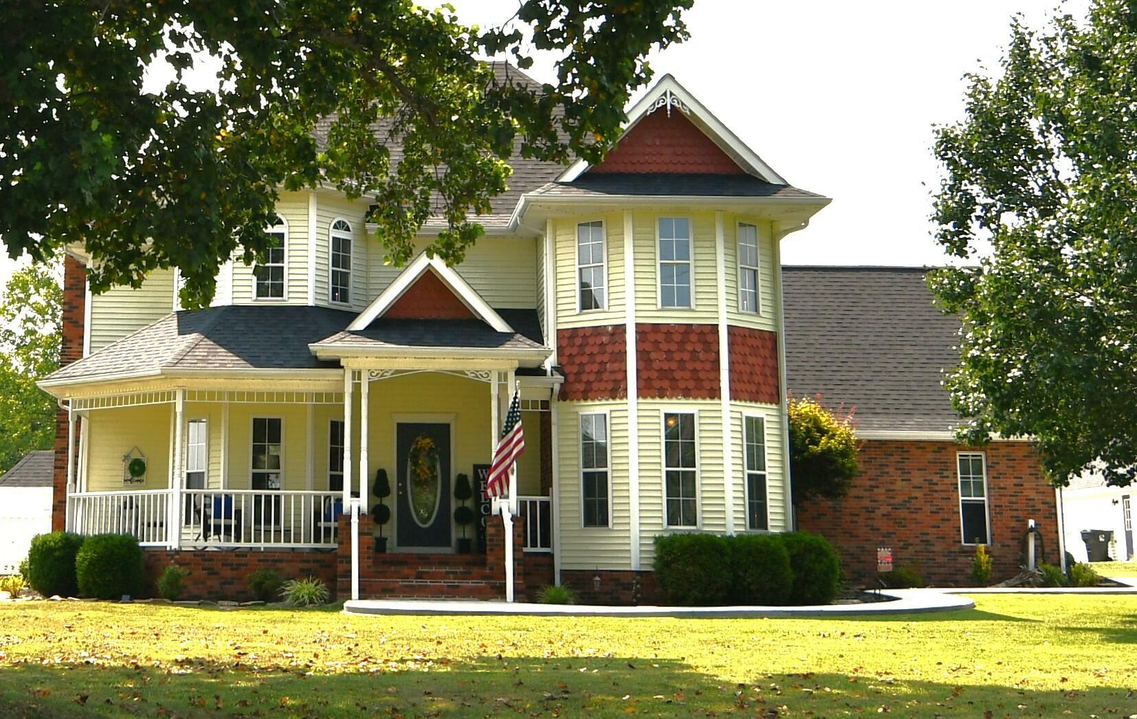 Property Photo: 10657 E Highway 60 KY 40371