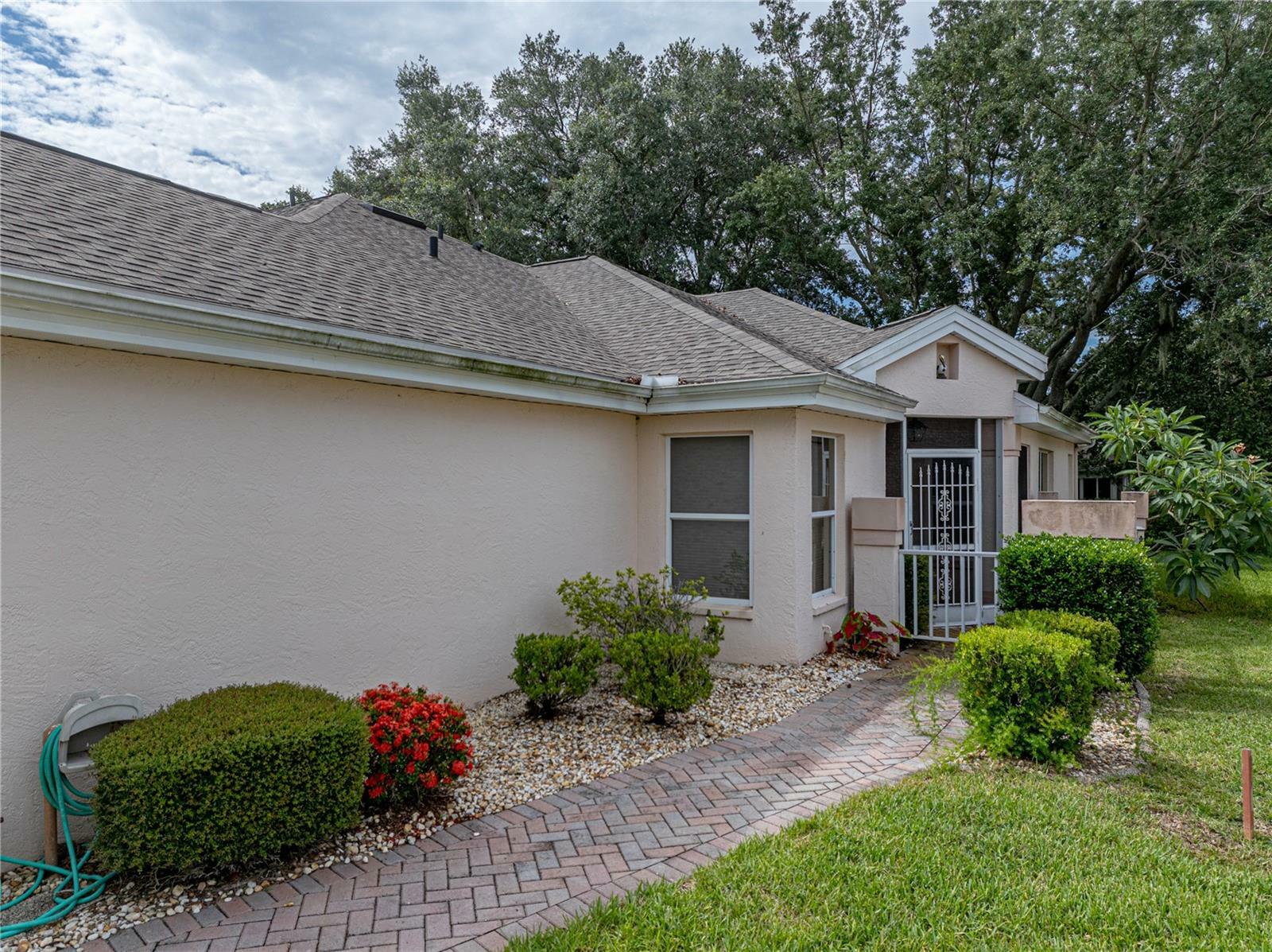 Property Photo:  604 Masterpiece Drive 604  FL 33573 