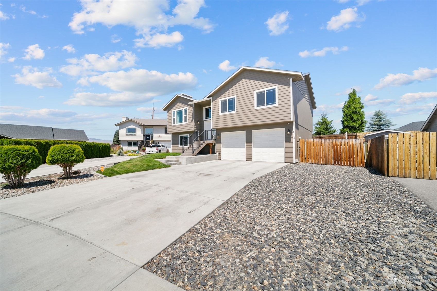 Property Photo:  2533 NE Noble Loop  WA 98802 