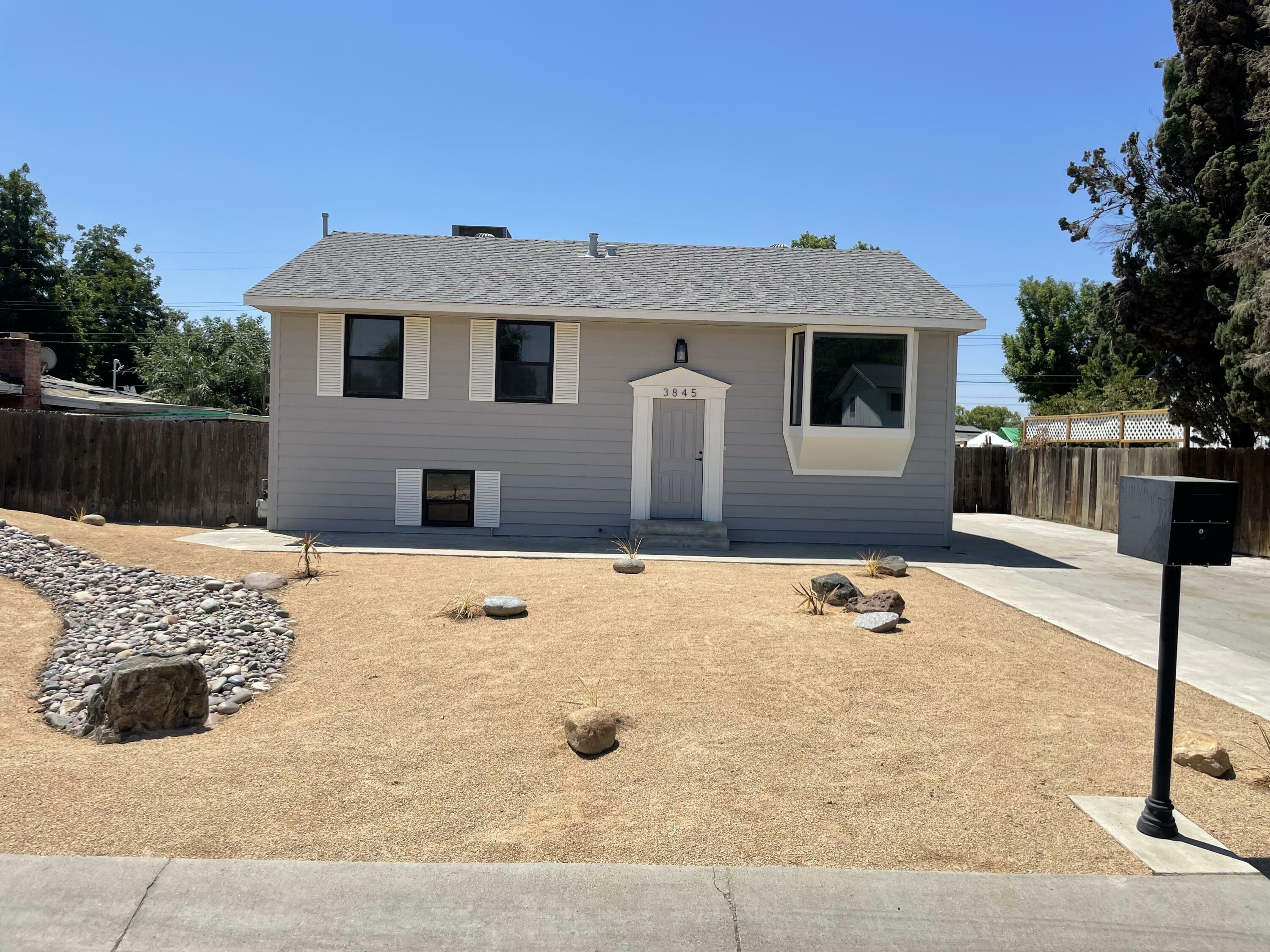 Property Photo:  3845 W Cambridge Avenue  CA 93277 