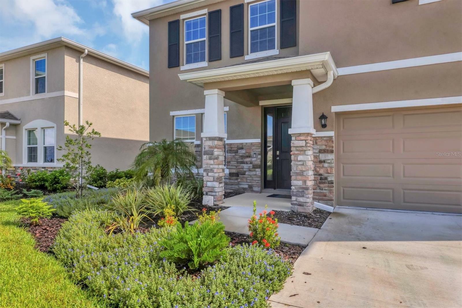 Property Photo:  17755 Cantarina Cove  FL 34211 