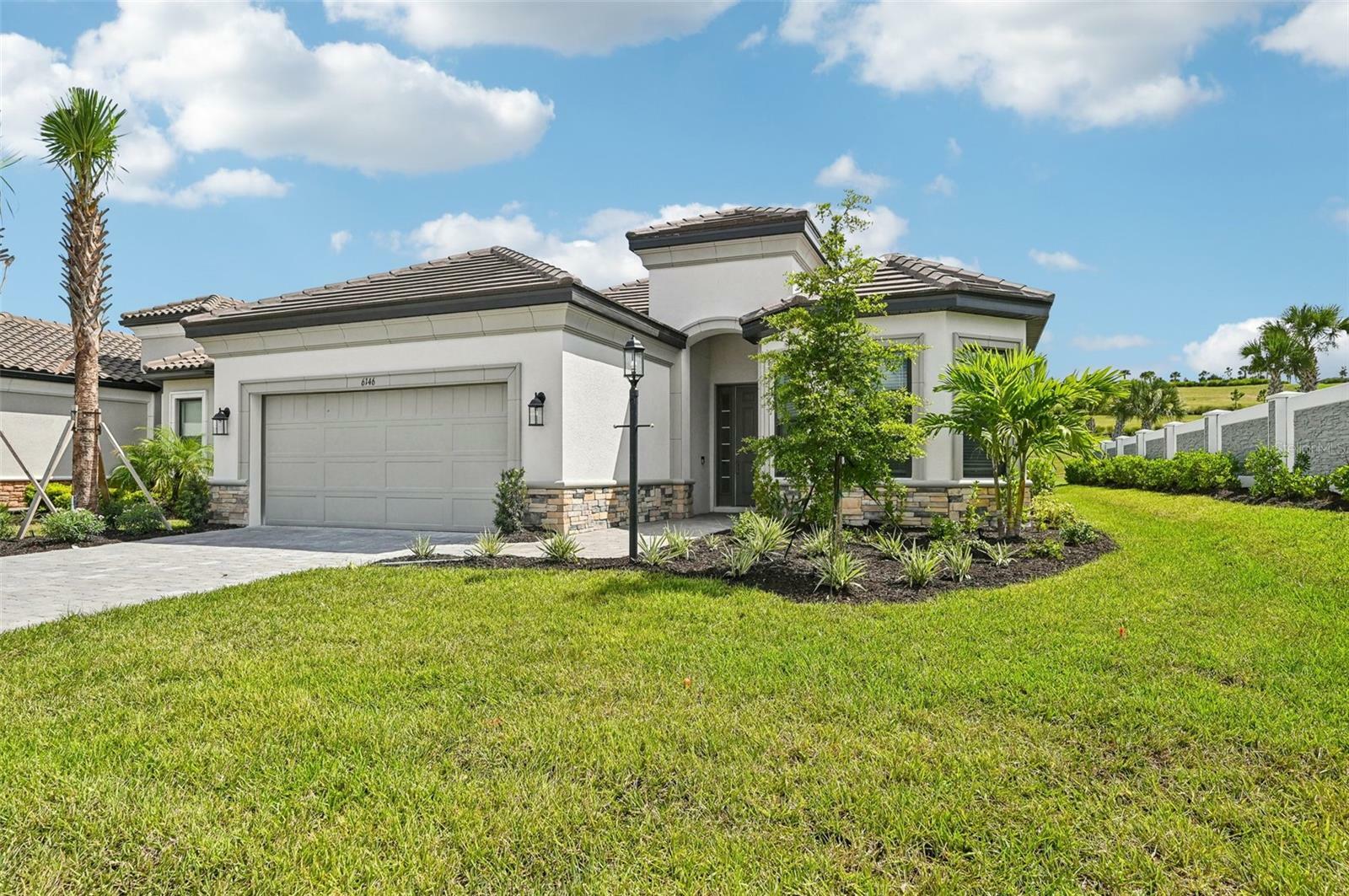 Property Photo:  6146 Grandview Hill Court  FL 34203 