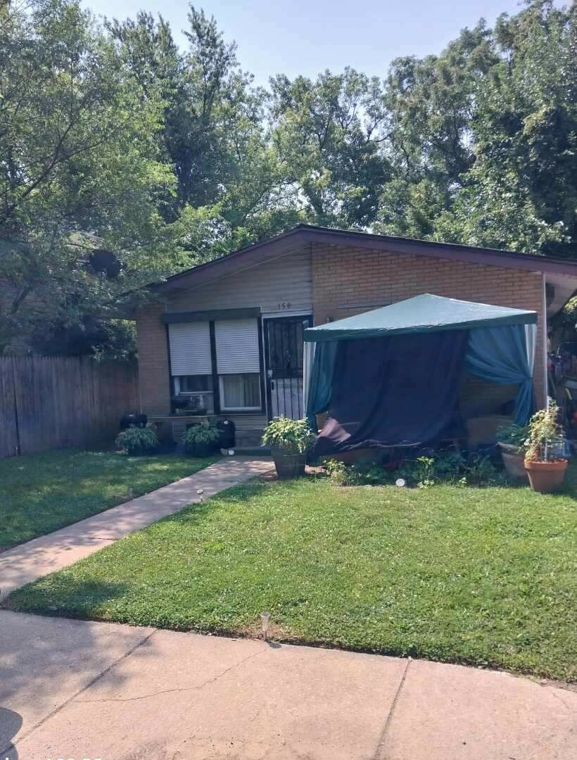 Property Photo:  150 W 156th Street  IL 60426 