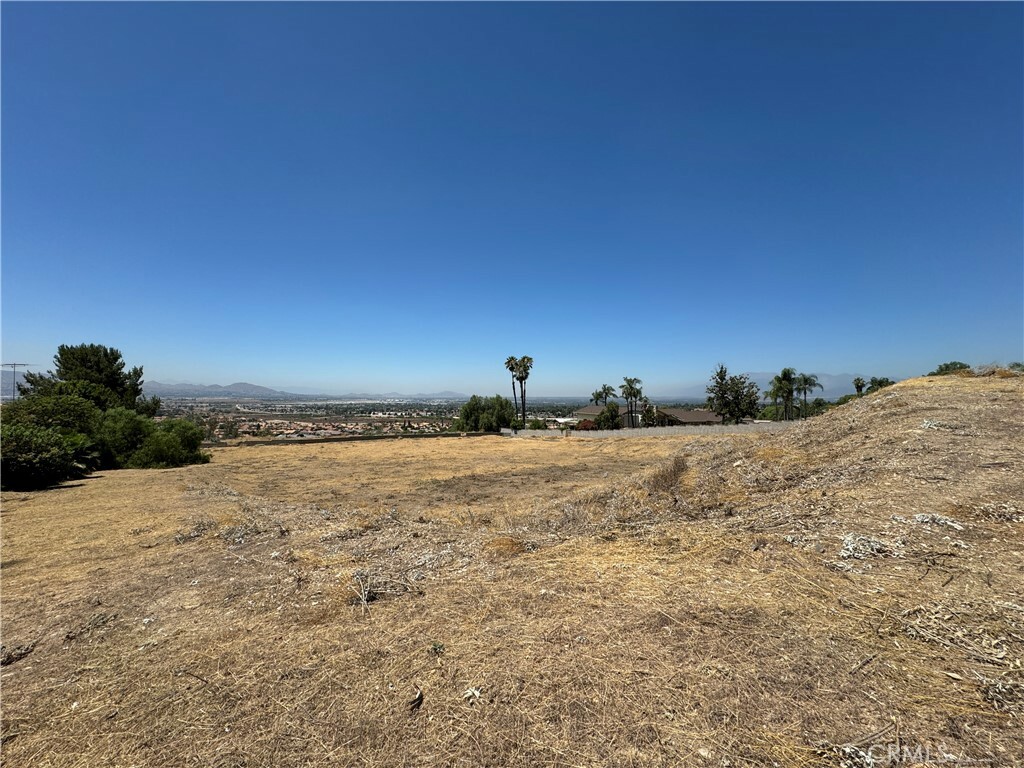 Property Photo:  28585 Highland Avenue  CA 92346 