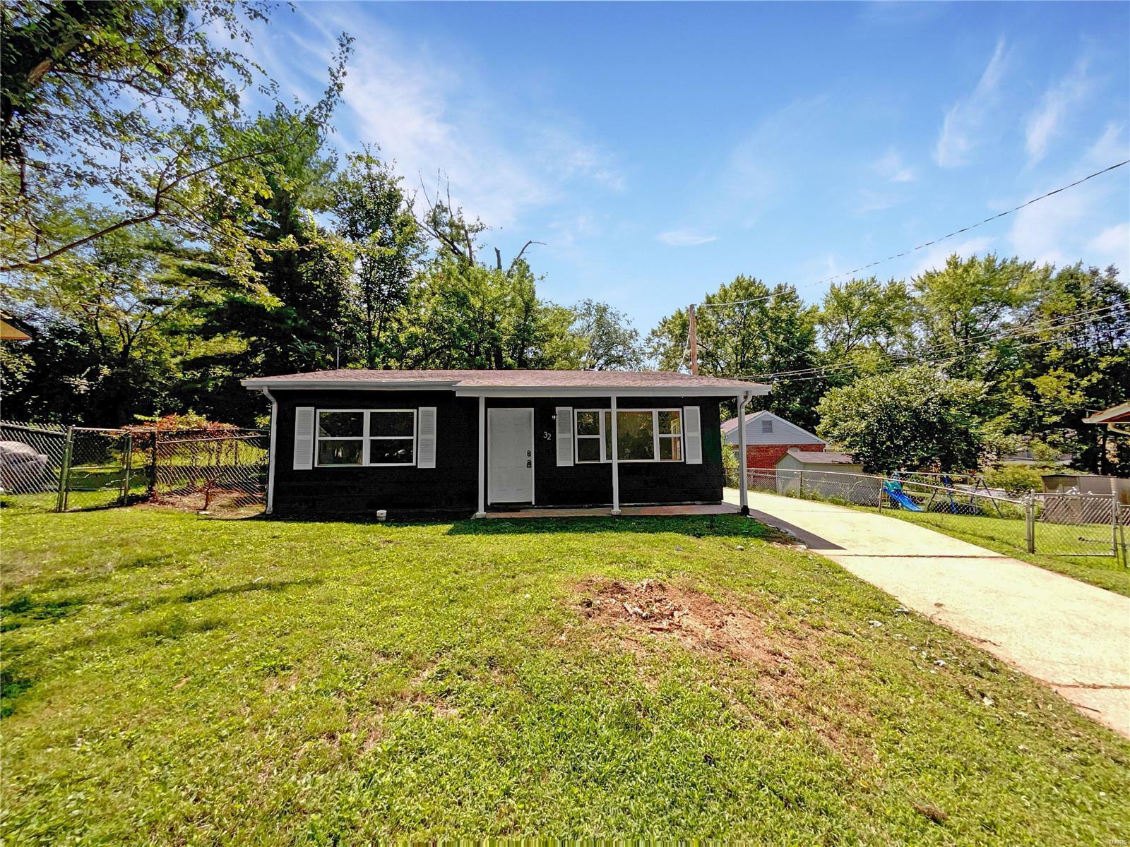 Property Photo: 32 Lee Drive MO 63301