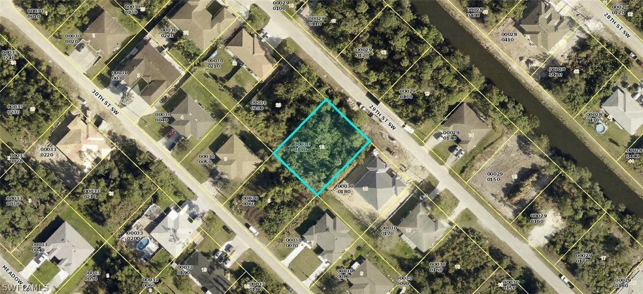 Property Photo:  4873-4875 29th Street SW  FL 33973 