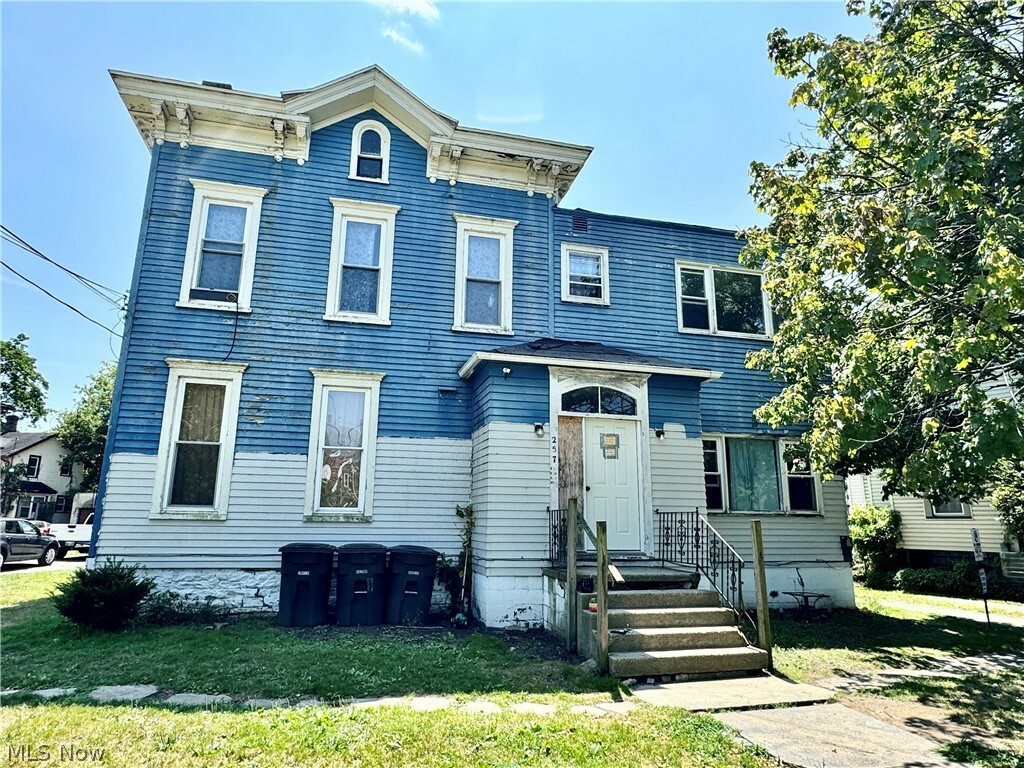 Property Photo:  257 Washington Street NW  OH 44483 